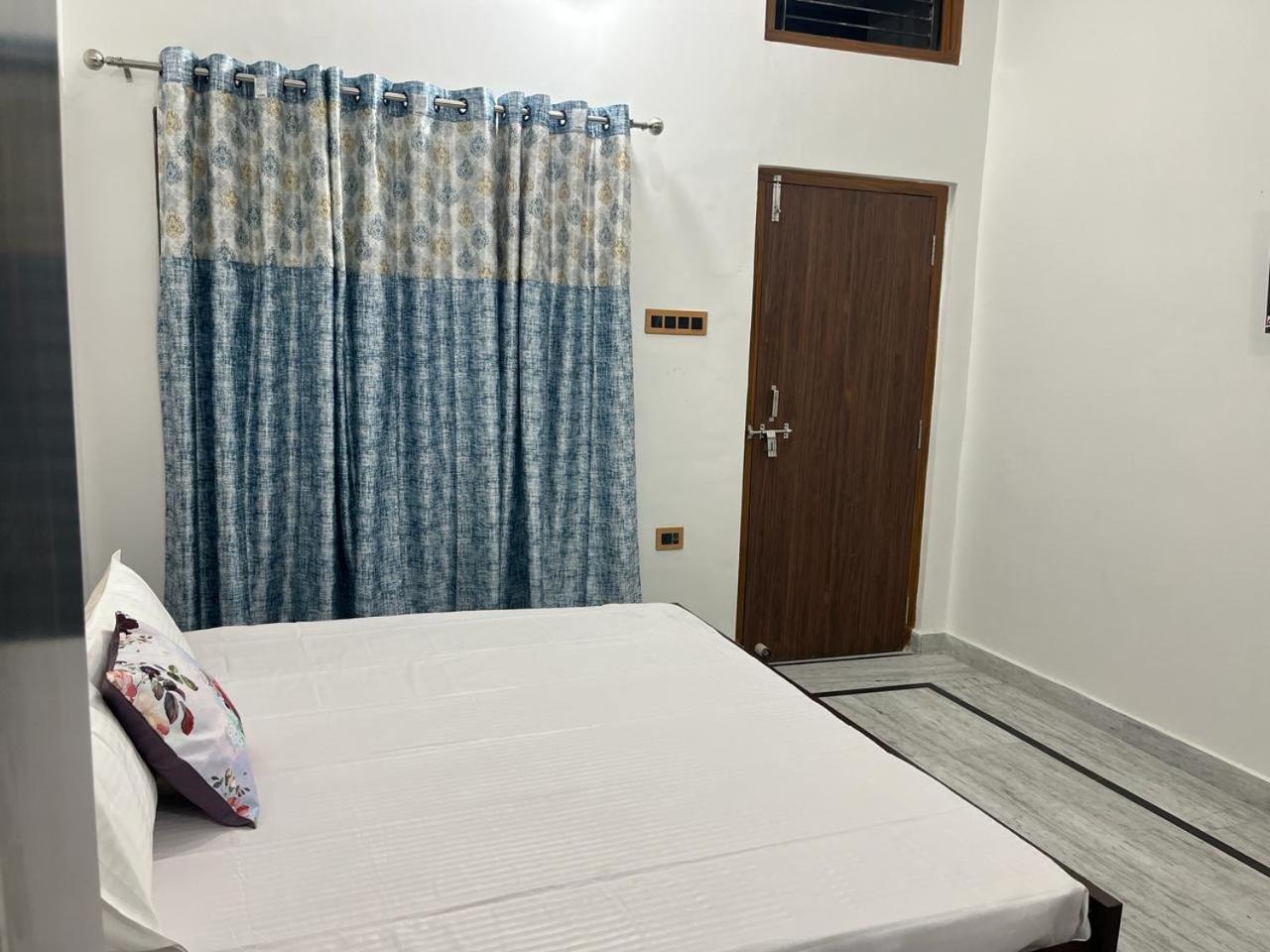 Shri Ram International Home Stay Ayodhya Kültér fotó