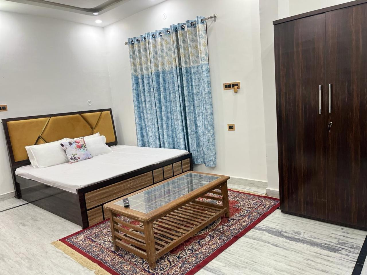 Shri Ram International Home Stay Ayodhya Kültér fotó