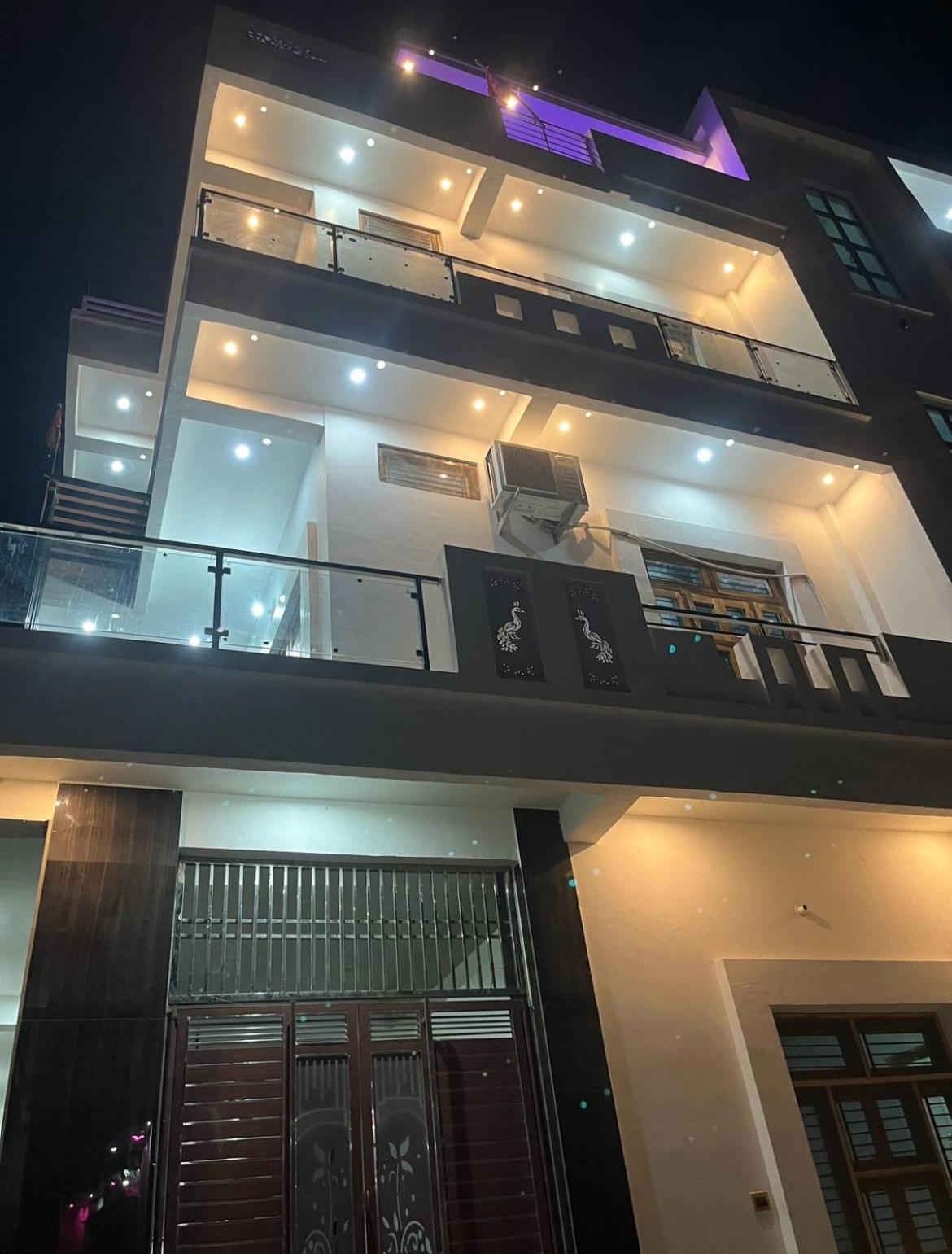 Shri Ram International Home Stay Ayodhya Kültér fotó